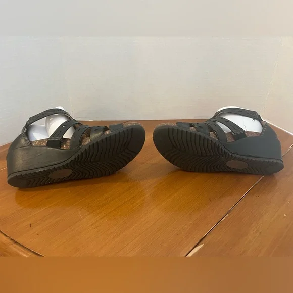 Earth Origins Black Leather Women's Wedge Ruby Comfort Sandals Size 8 M - Picture 7 of 8